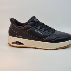 Skechers
